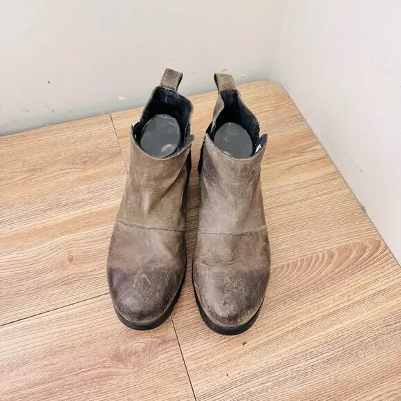 Sorel Emelie Chelsea boots. Down Leather Women’s Size 10 - Picture 4 of 10